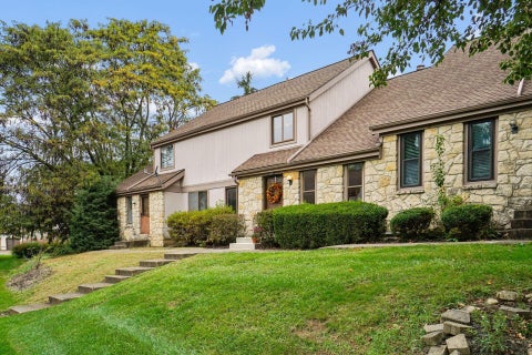 Tiny photo for 6261 Braiden Court B #B, Columbus, OH 43213 (MLS # 226039307)