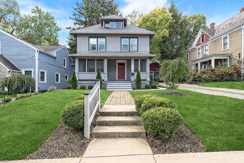 Photo of 103 Oak Hill Avenue, Delaware, OH 43015 (MLS # 226003544)