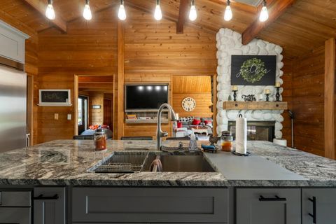 Tiny photo for 11655 New Salem Road NE, Thornville, OH 43076 (MLS # 226008184)