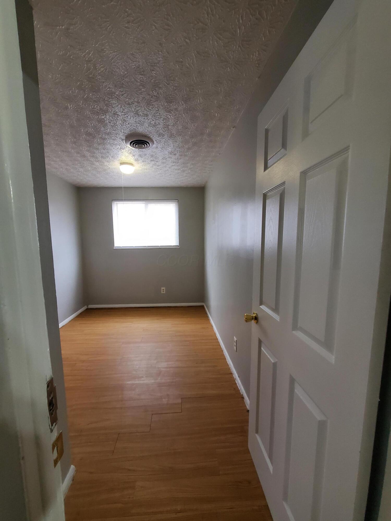 3676 Roswell Drive, Columbus, Ohio image 19