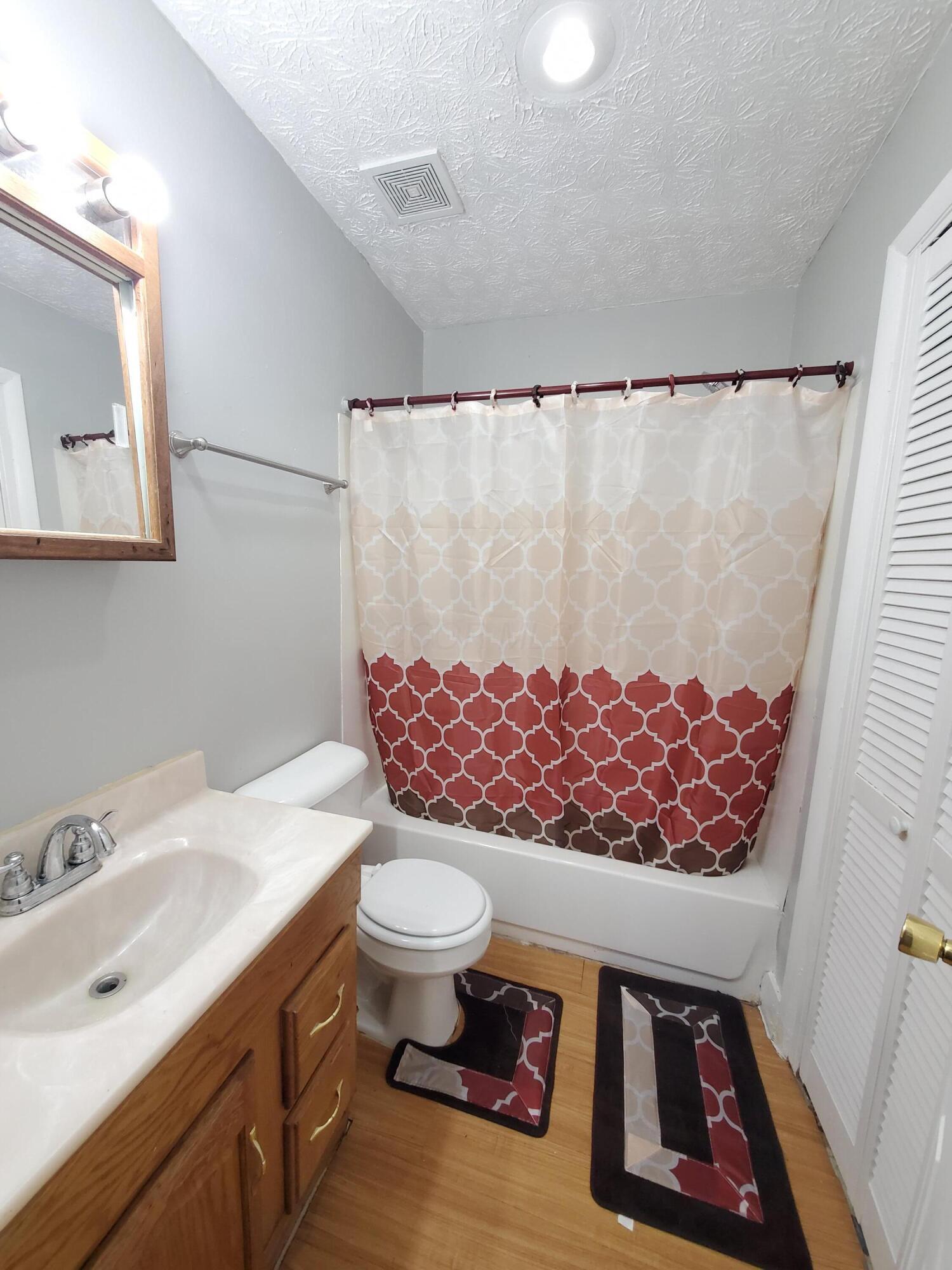 3676 Roswell Drive, Columbus, Ohio image 12