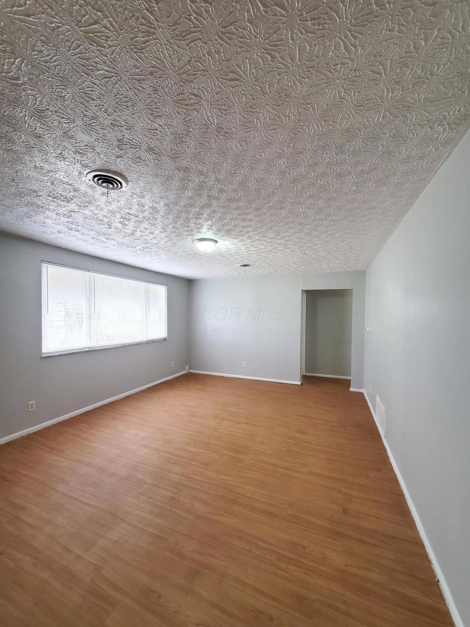 3676 Roswell Drive, Columbus, Ohio image 4