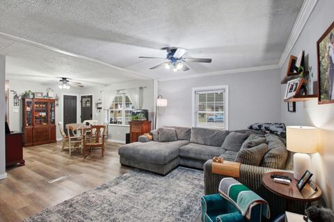 Tiny photo for 908 Tecumseh Avenue, Columbus, OH 43207 (MLS # 226002145)