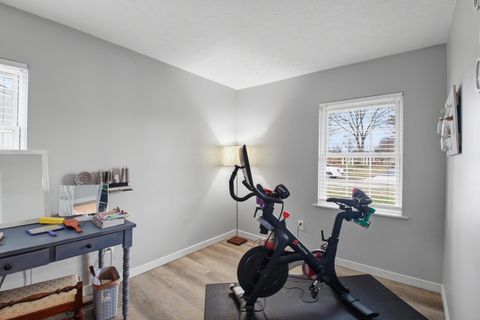 Tiny photo for 908 Tecumseh Avenue, Columbus, OH 43207 (MLS # 226002145)