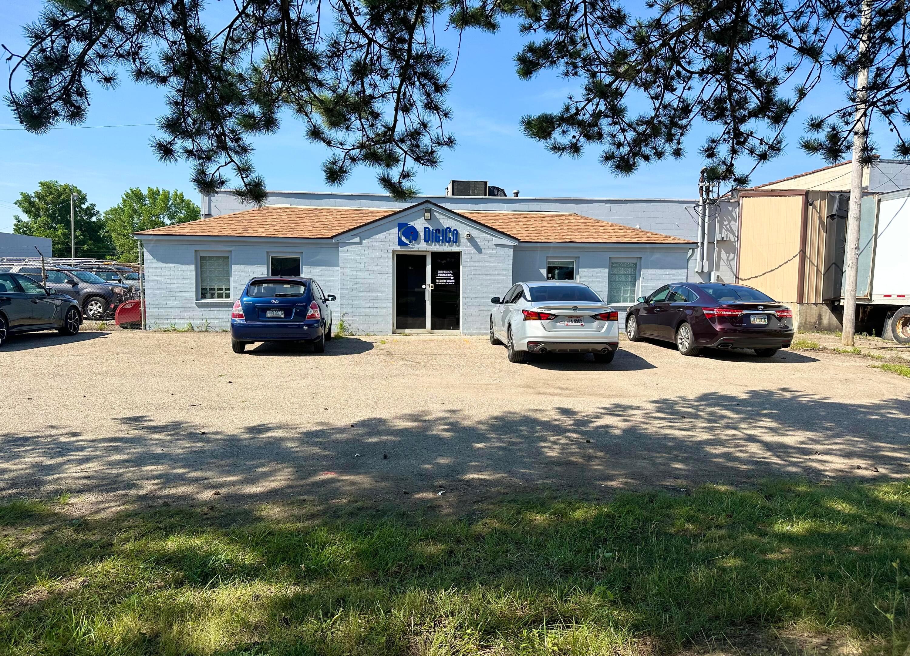 3530-3540 E Fulton Street