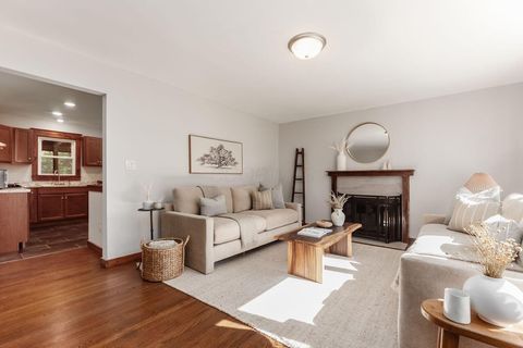 Tiny photo for 264 Fenway Road, Columbus, OH 43214 (MLS # 225040211)