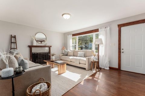 Tiny photo for 264 Fenway Road, Columbus, OH 43214 (MLS # 225040211)