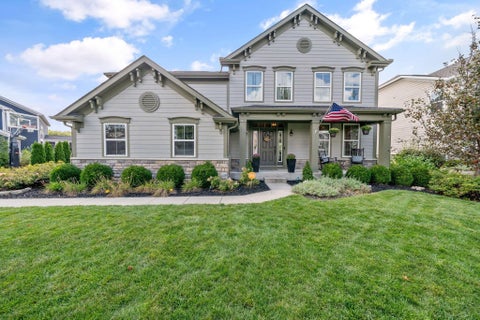 Photo of 3663 Goldenrod Street, Hilliard, OH 43026 (MLS # 226034431)