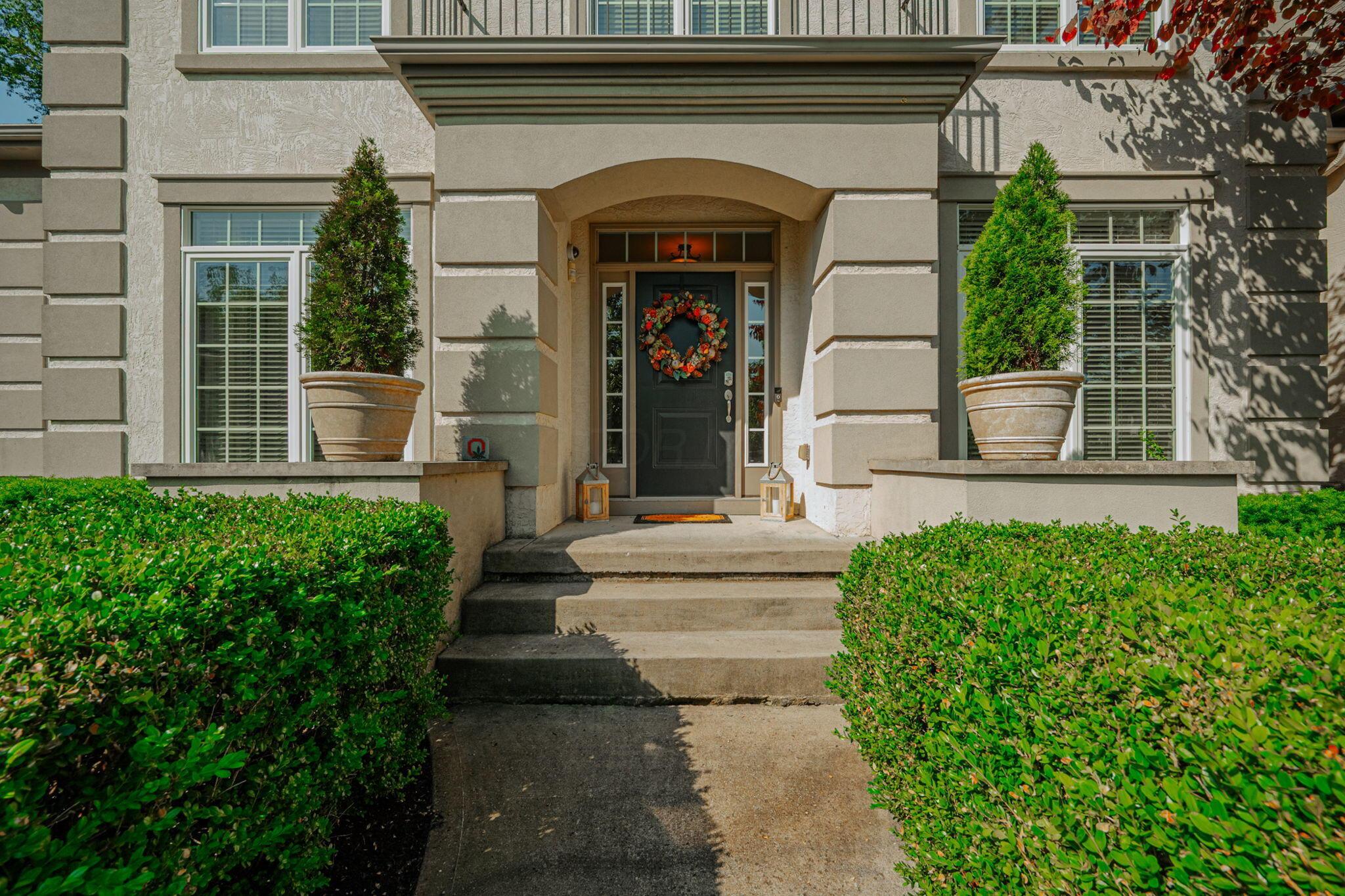 931 Suzanne Way, Blacklick, Ohio image 2