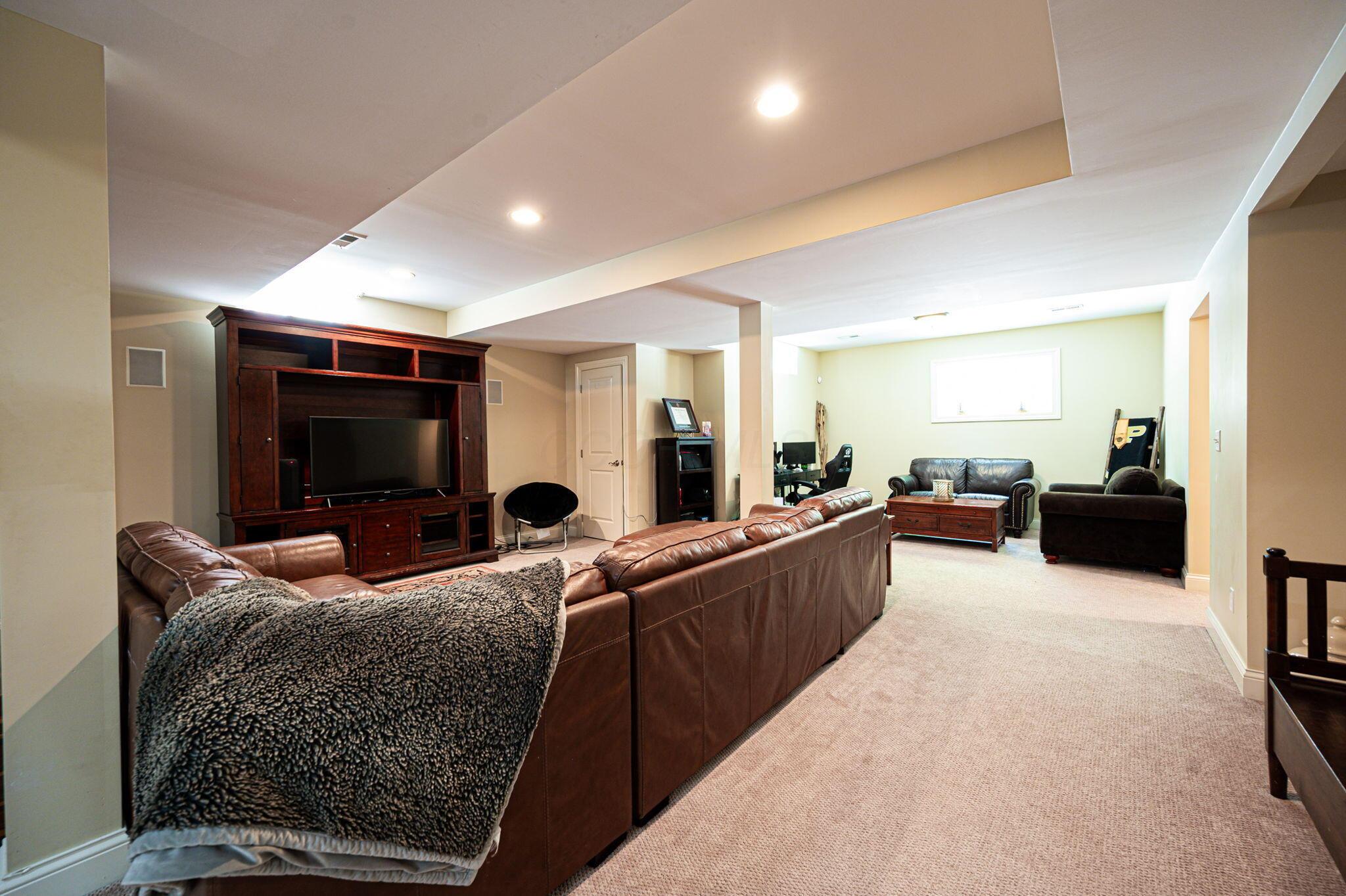 931 Suzanne Way, Blacklick, Ohio image 47