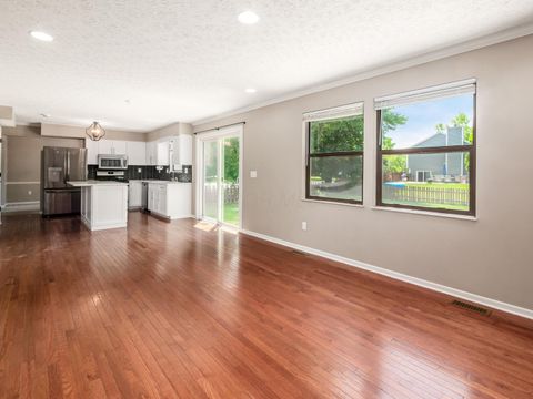 Tiny photo for 4947 Hollow Oak Court, Hilliard, OH 43026 (MLS # 226024893)