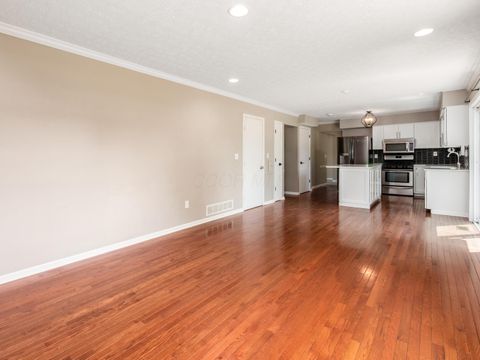 Tiny photo for 4947 Hollow Oak Court, Hilliard, OH 43026 (MLS # 226024893)