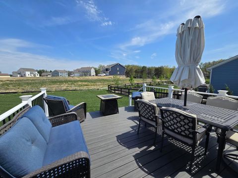 Tiny photo for 10060 New California Drive, Plain City, OH 43064 (MLS # 226014493)