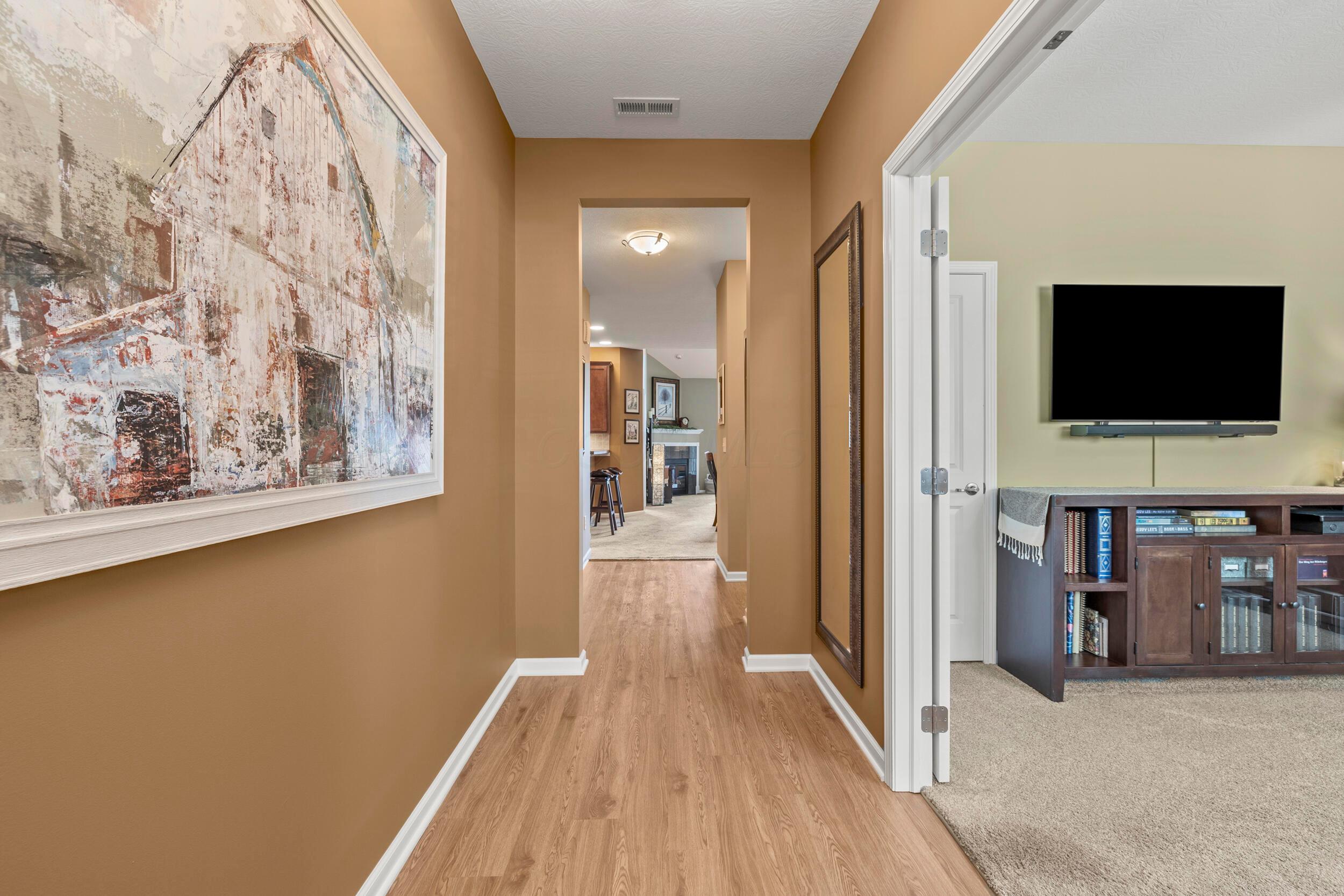 4630 Trademark Trail, Hilliard, Ohio image 7