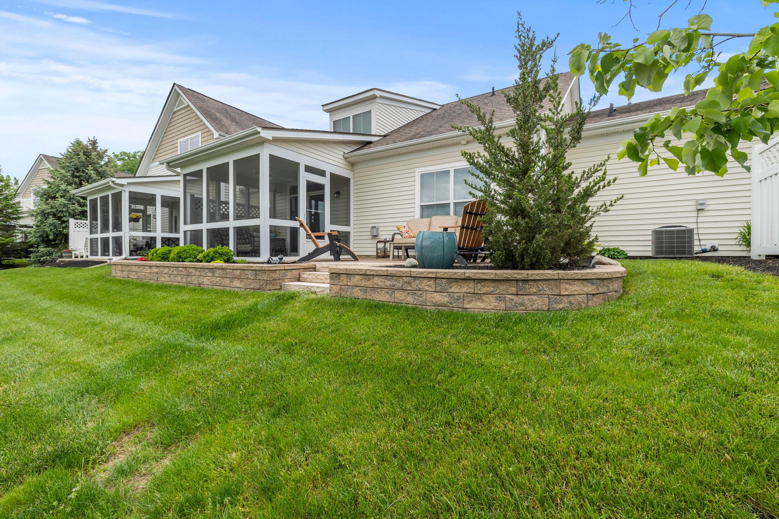 4630 Trademark Trail, Hilliard, Ohio image 37