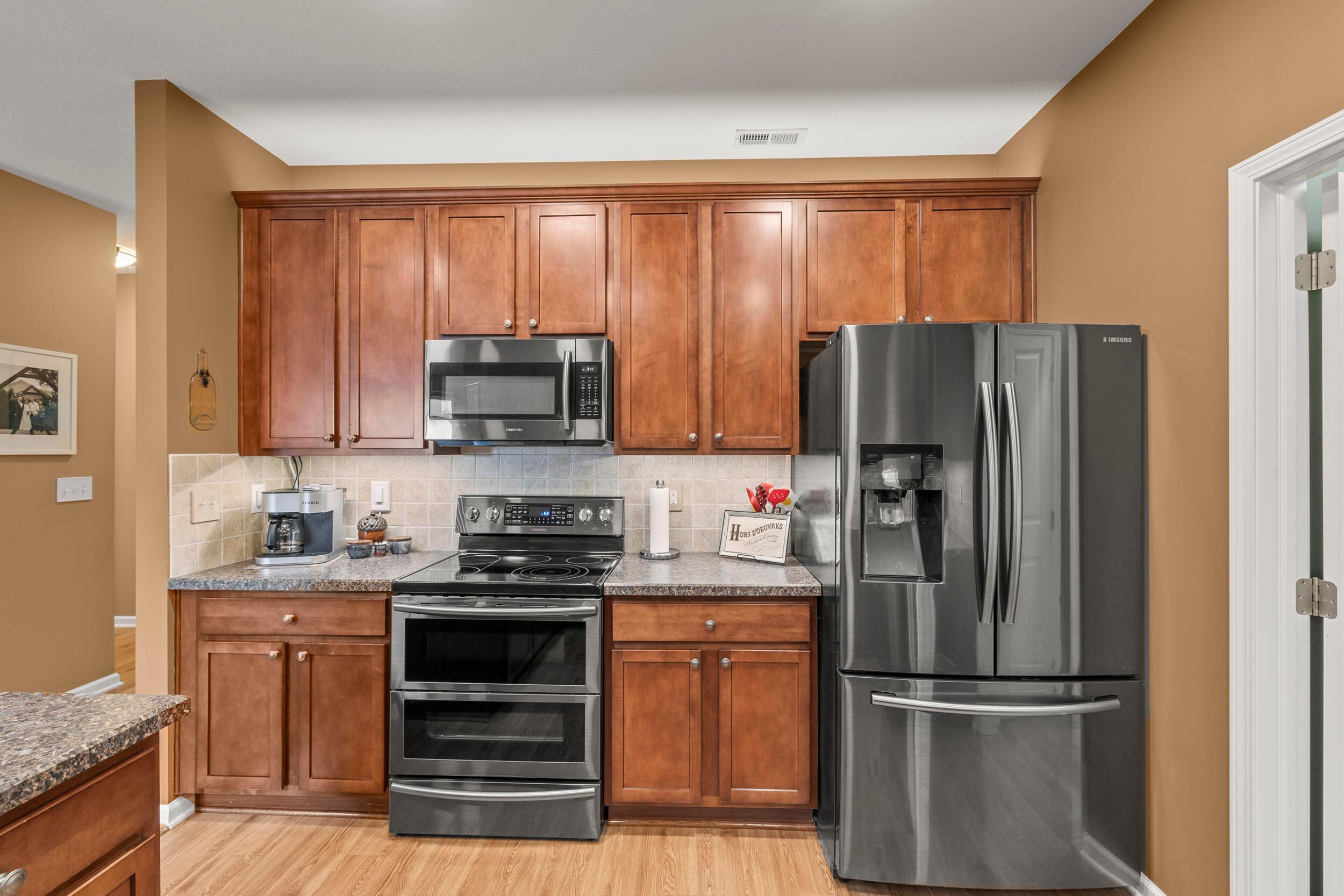 4630 Trademark Trail, Hilliard, Ohio image 19