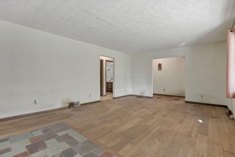 Tiny photo for 6409 Winchester Southern Road, Stoutsville, OH 43154 (MLS # 226035424)