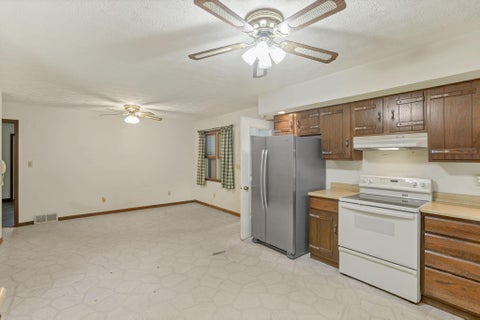 Tiny photo for 6409 Winchester Southern Road, Stoutsville, OH 43154 (MLS # 226035424)