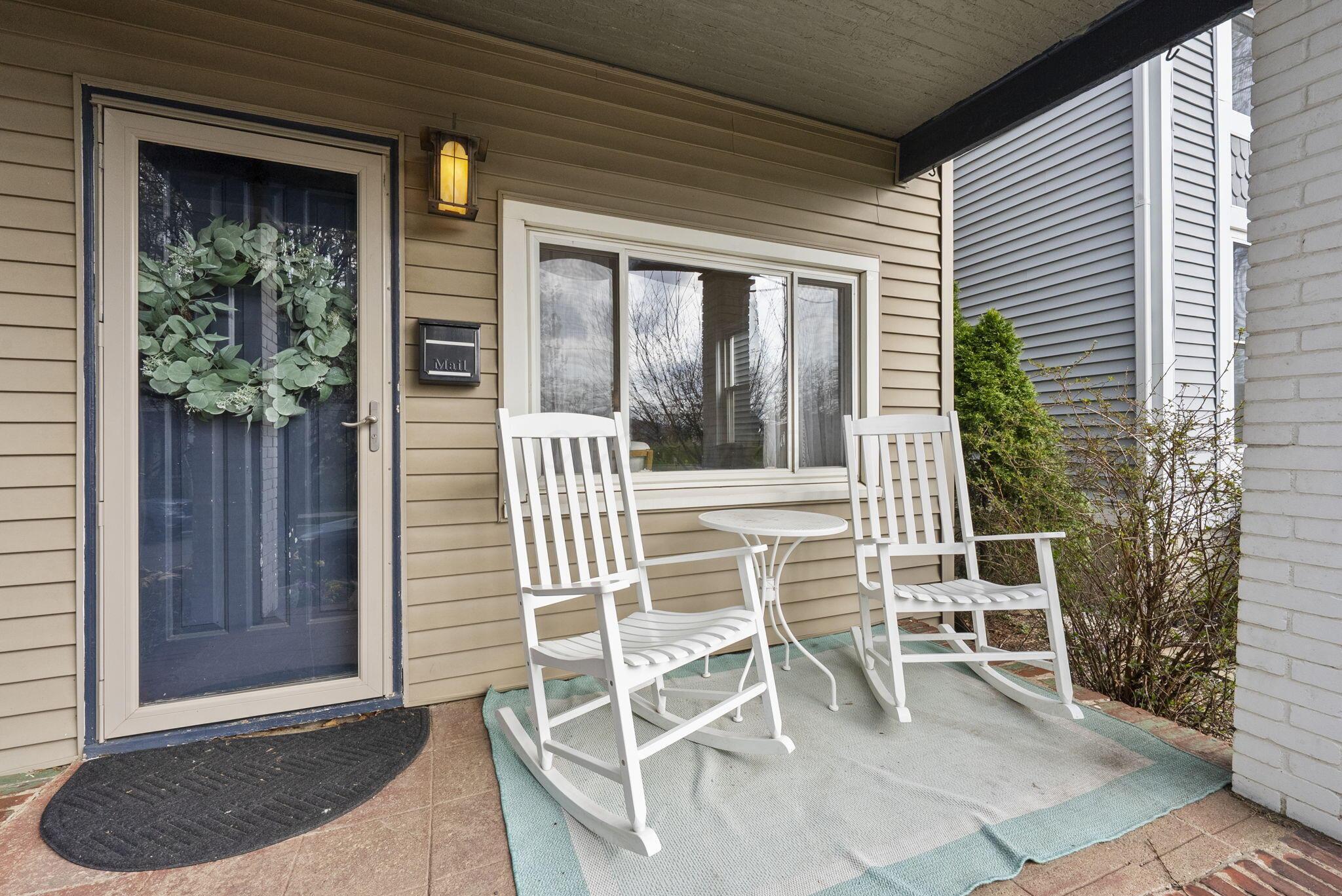 1176 Perry Street 1176