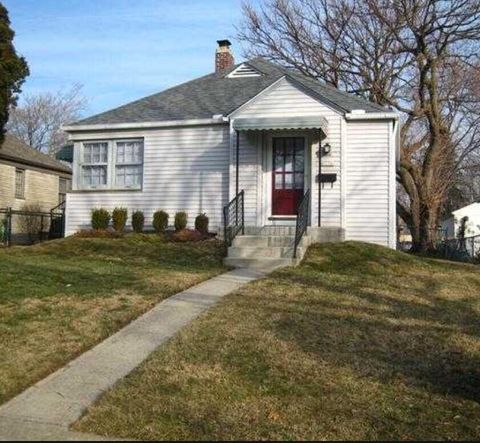 Photo of 2774 Bellwood Avenue, Columbus, OH 43209 (MLS # 226000857)