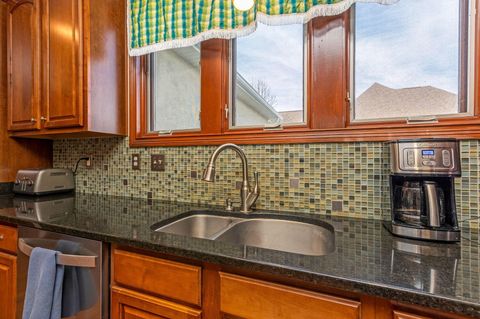 Tiny photo for 13772 Violet Meadows Avenue, Pickerington, OH 43147 (MLS # 225045194)