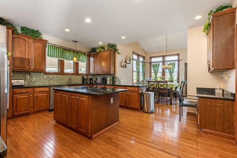 Tiny photo for 13772 Violet Meadows Avenue, Pickerington, OH 43147 (MLS # 225045194)