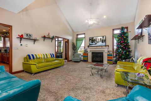 Tiny photo for 13772 Violet Meadows Avenue, Pickerington, OH 43147 (MLS # 225045194)