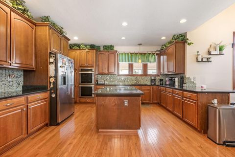 Tiny photo for 13772 Violet Meadows Avenue, Pickerington, OH 43147 (MLS # 225045194)
