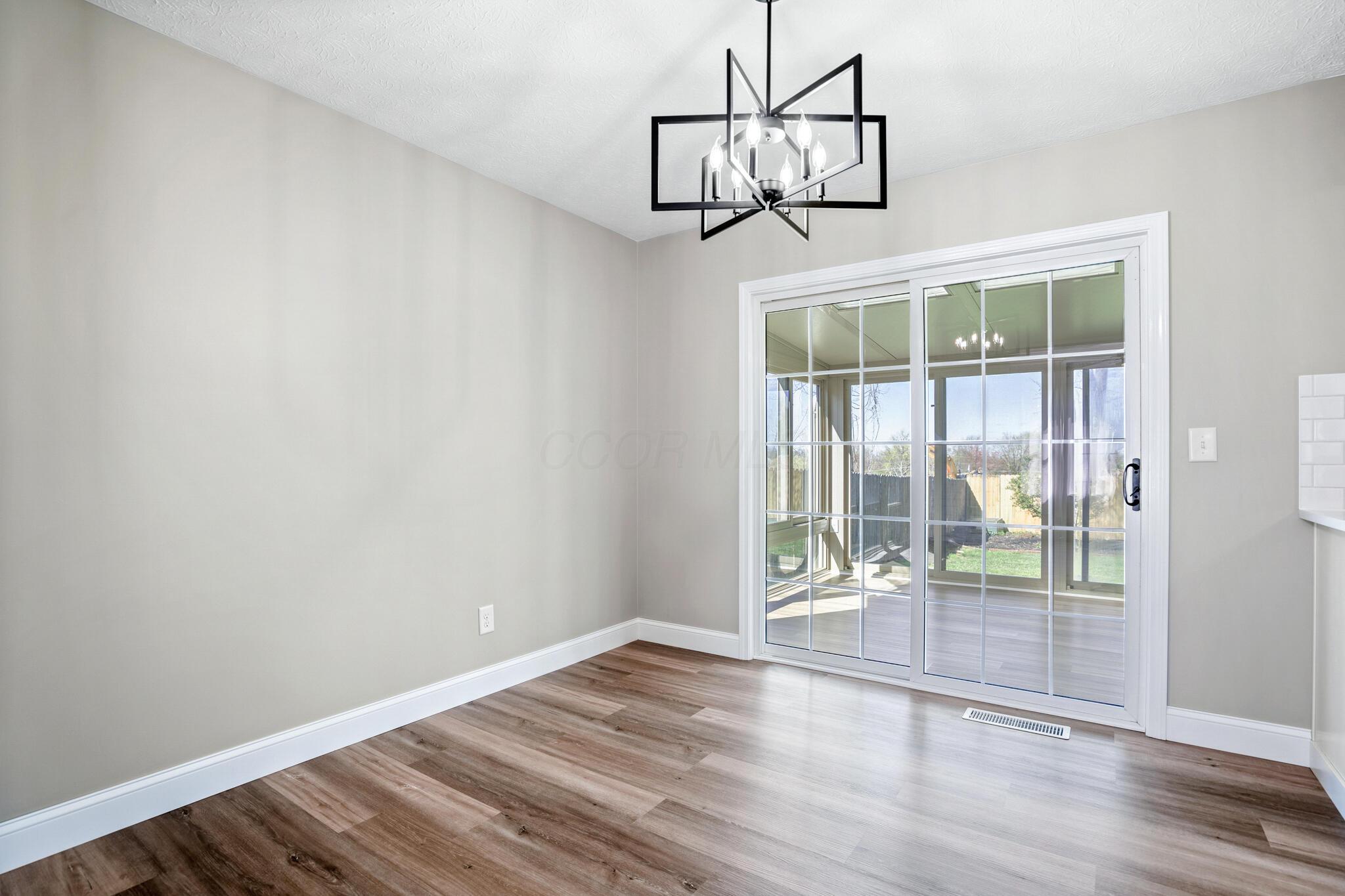 1303 Addison Drive, Reynoldsburg, Ohio image 11