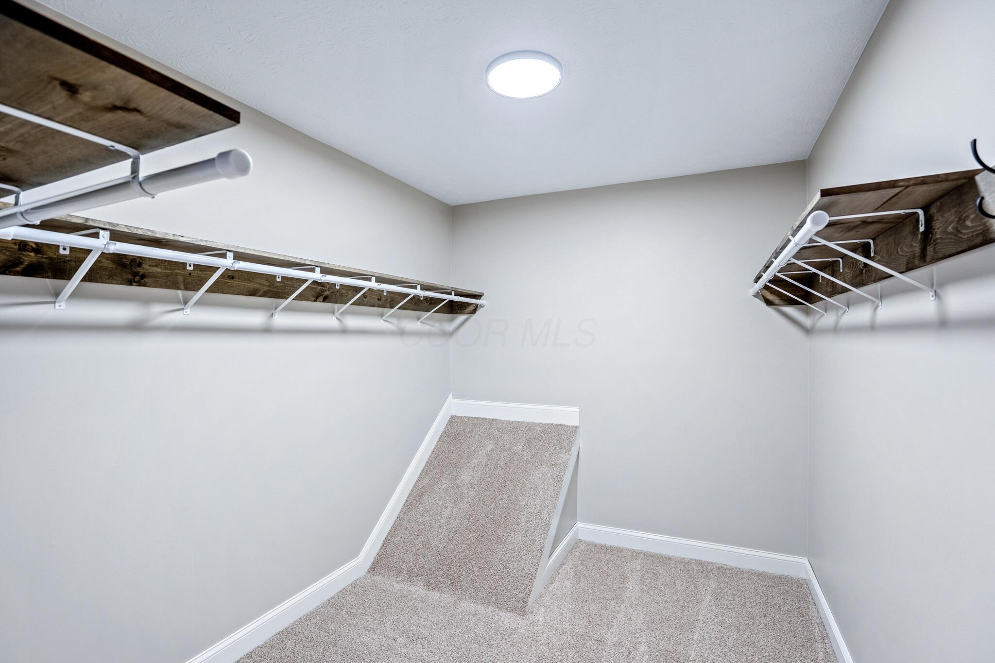 1303 Addison Drive, Reynoldsburg, Ohio image 18