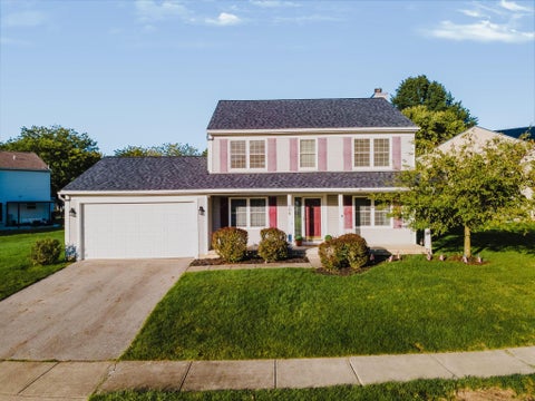 Photo of 106 Wyckshire Drive, Pataskala, OH 43062 (MLS # 226035636)
