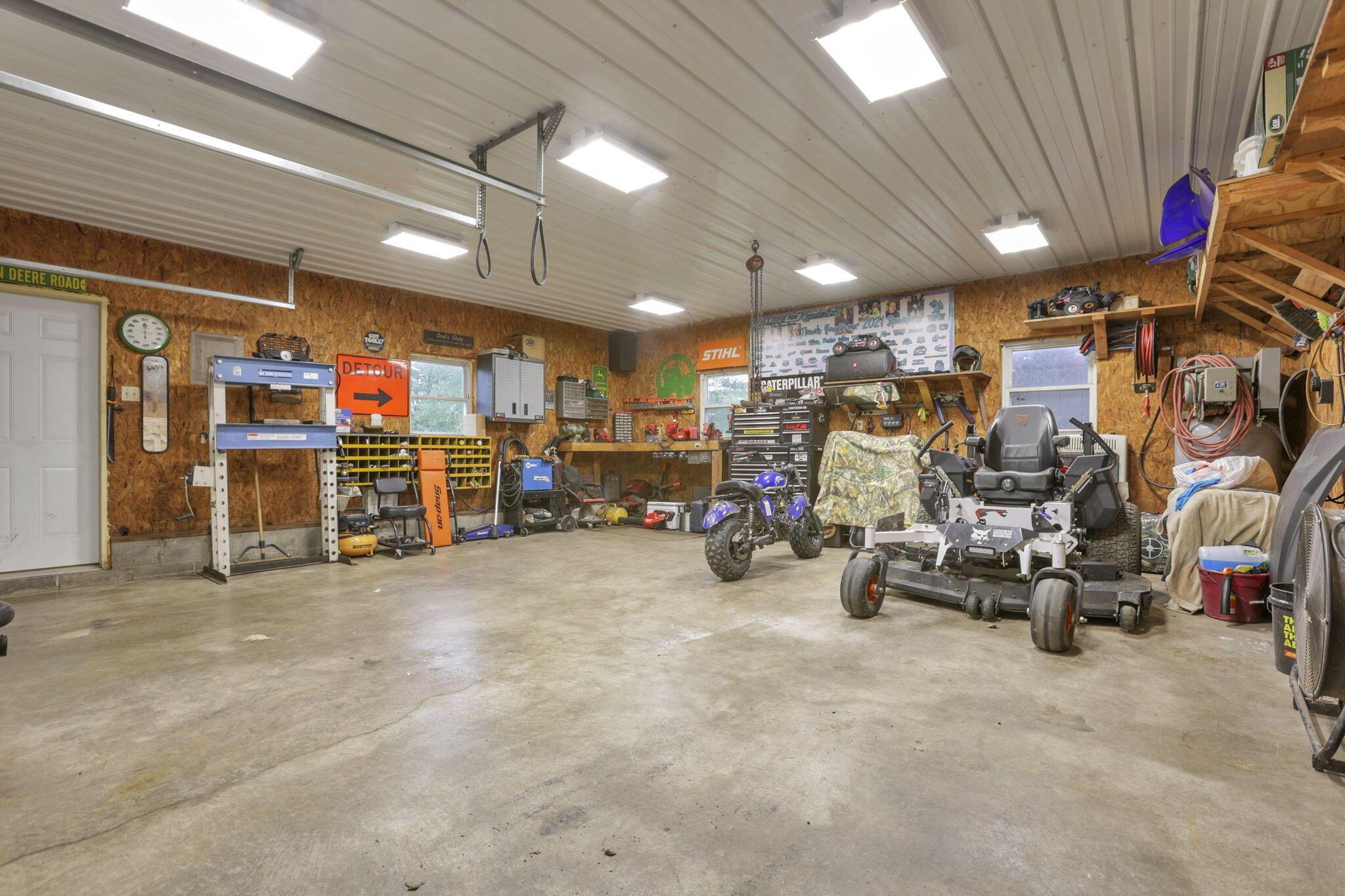 14609 Hock Hocking Road, Logan, Ohio image 31