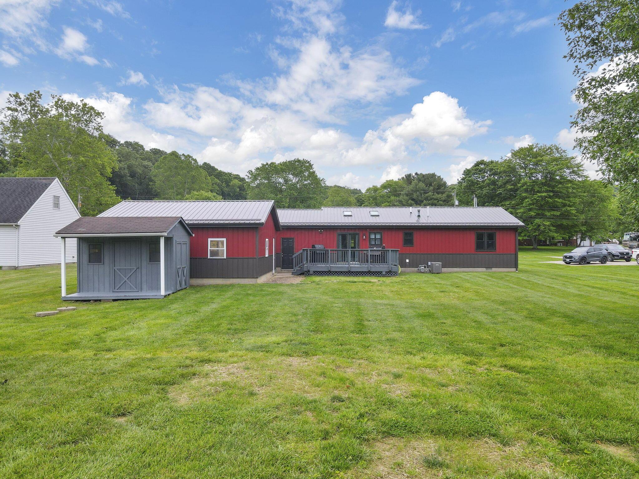 14609 Hock Hocking Road, Logan, Ohio image 24