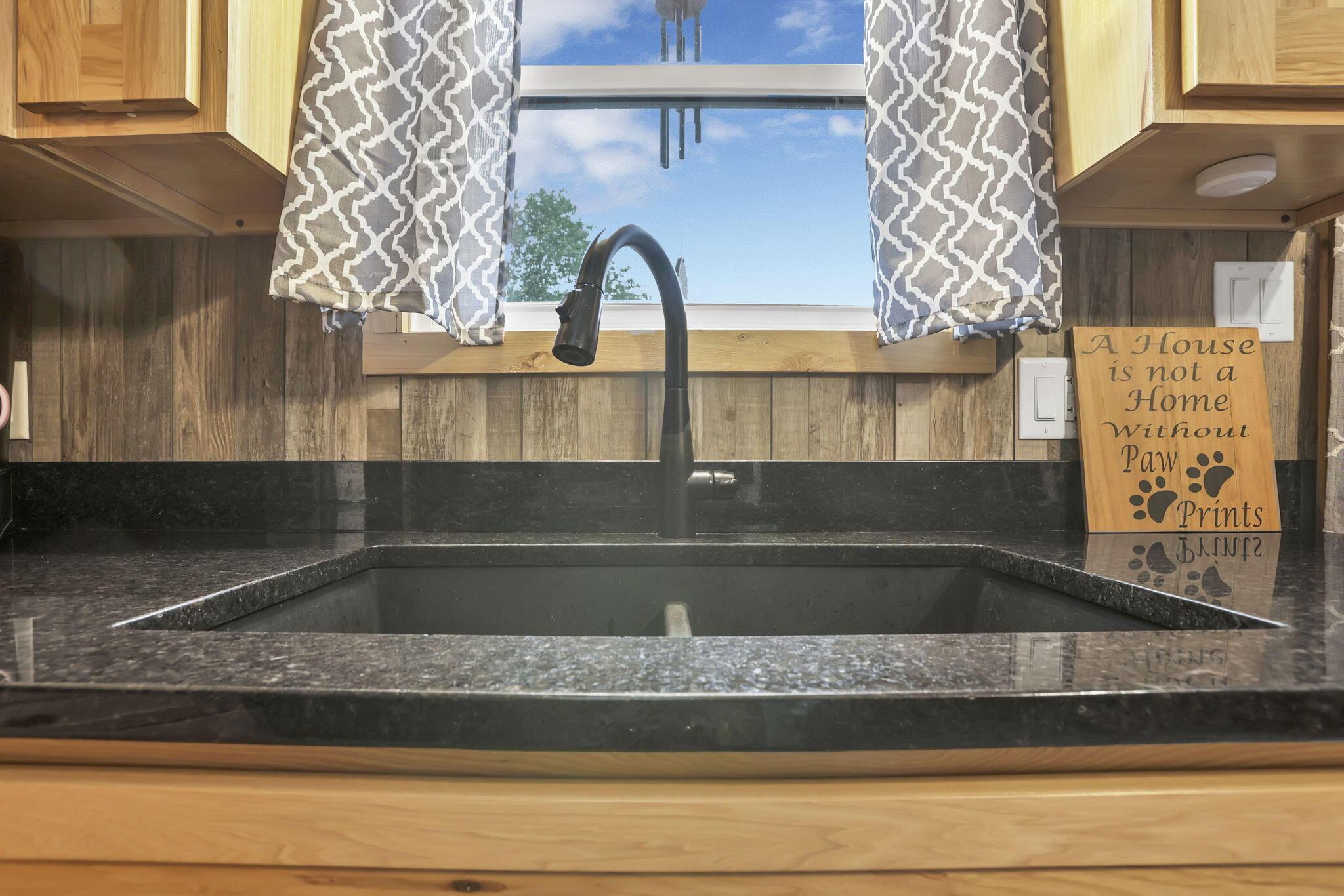 14609 Hock Hocking Road, Logan, Ohio image 37