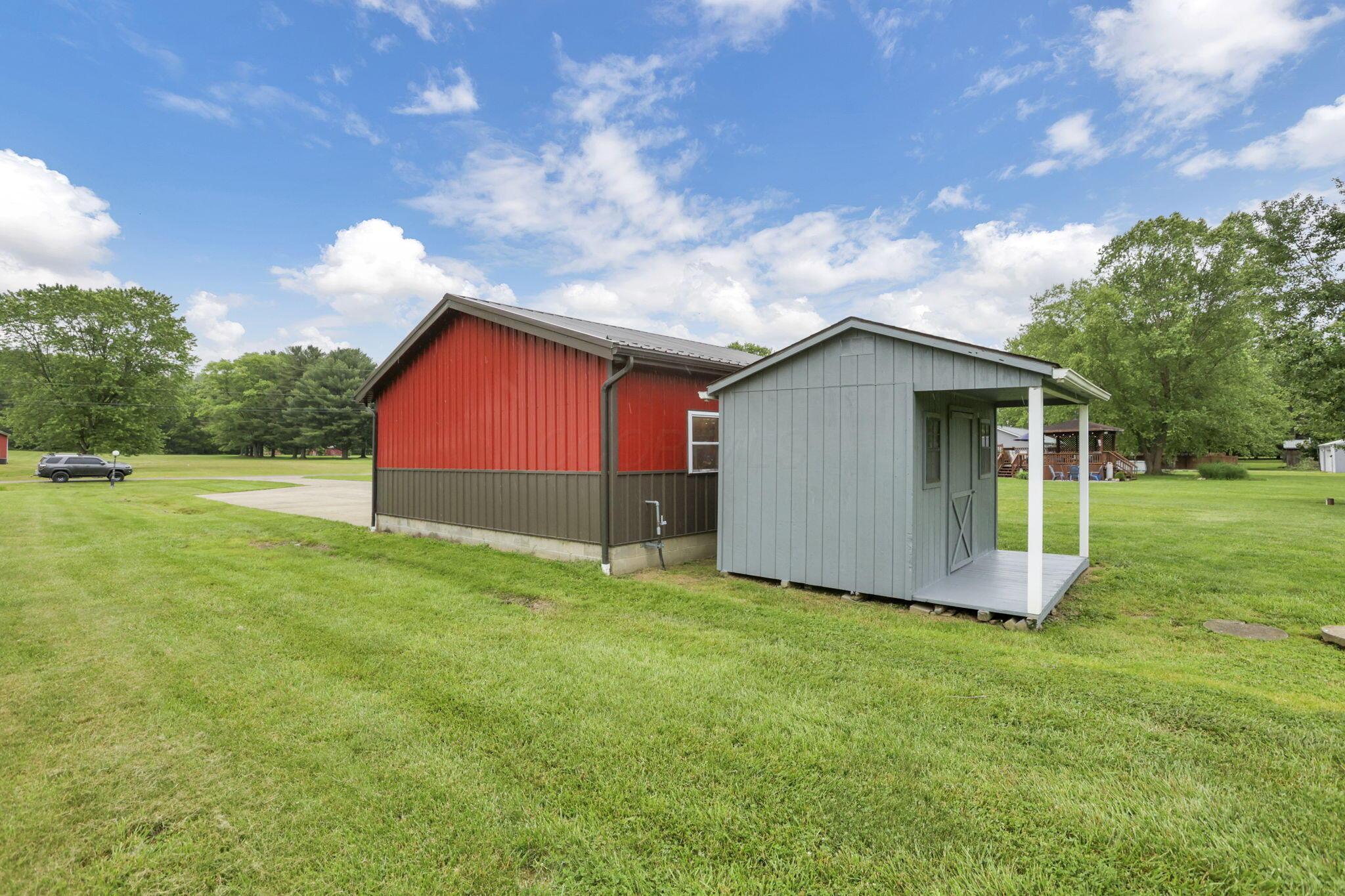 14609 Hock Hocking Road, Logan, Ohio image 21