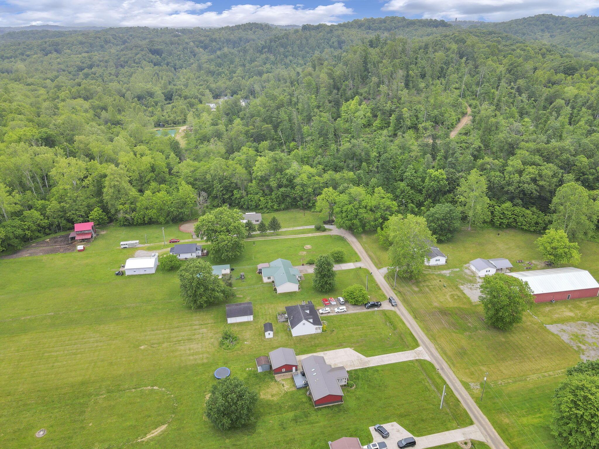 14609 Hock Hocking Road, Logan, Ohio image 10