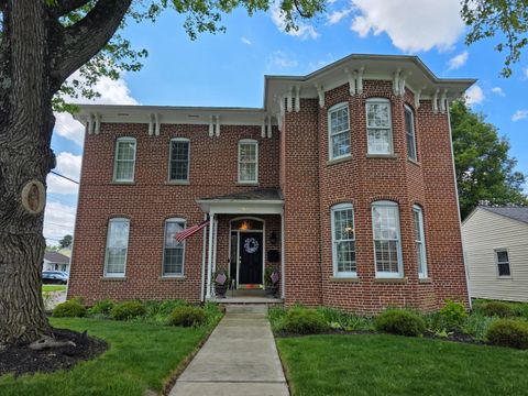 Photo of 901 Madison Avenue, Lancaster, OH 43130 (MLS # 226015472)