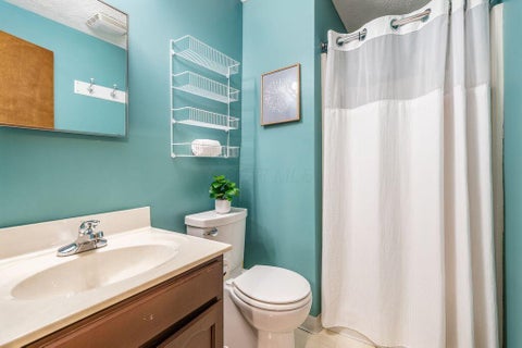 Tiny photo for 122 W North Broadway Street, Columbus, OH 43214 (MLS # 226036252)