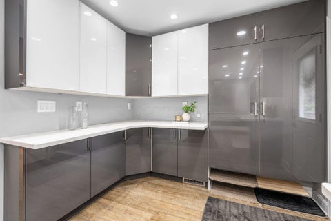 Tiny photo for 122 W North Broadway Street, Columbus, OH 43214 (MLS # 226036252)