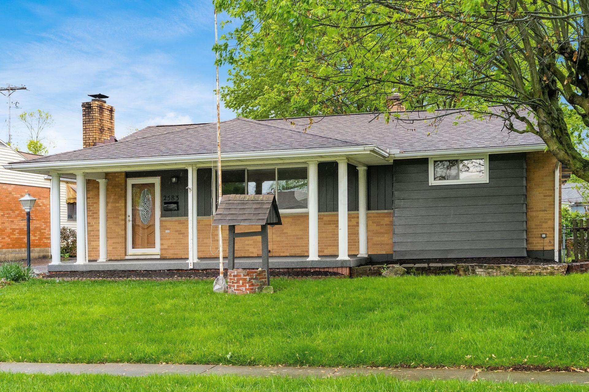 2583 Kingston Avenue, Grove City, Ohio image 3