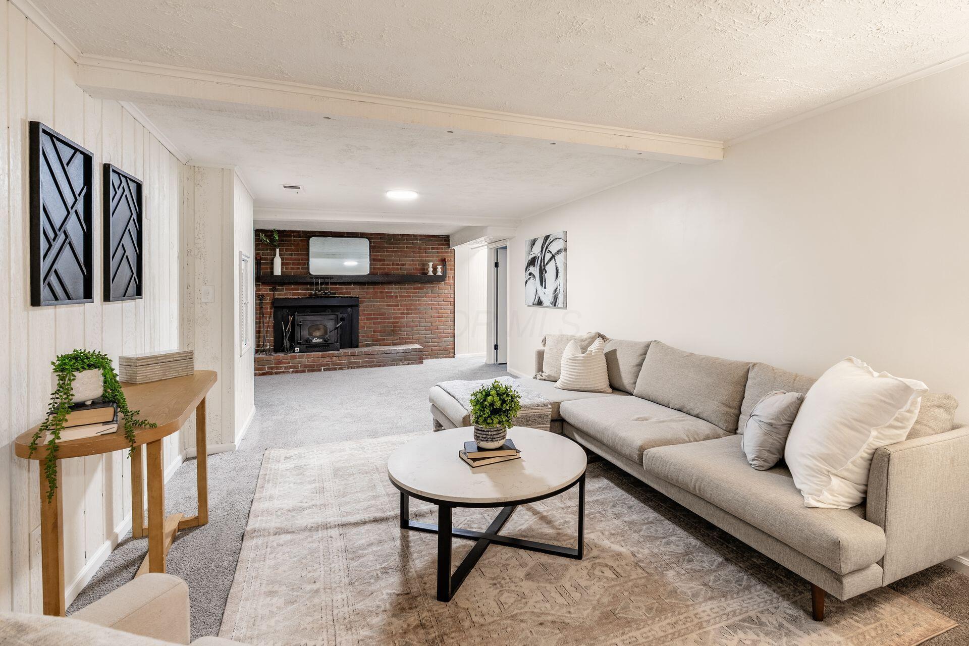 2583 Kingston Avenue, Grove City, Ohio image 33