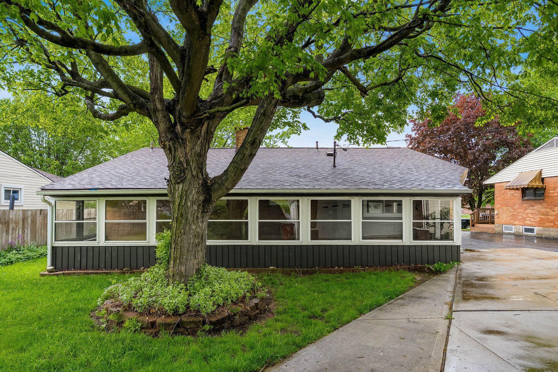 2583 Kingston Avenue, Grove City, Ohio image 44