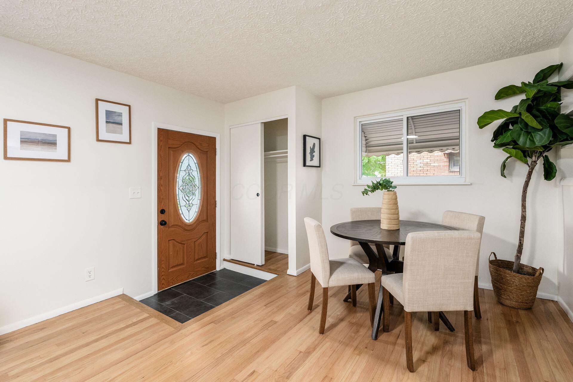 2583 Kingston Avenue, Grove City, Ohio image 6