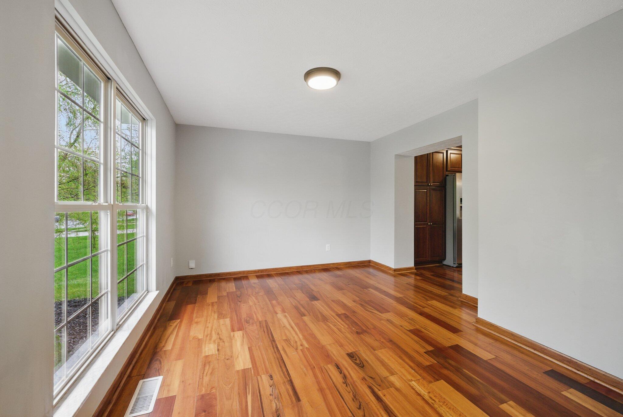 2632 Westrock Drive, Hilliard, Ohio image 6