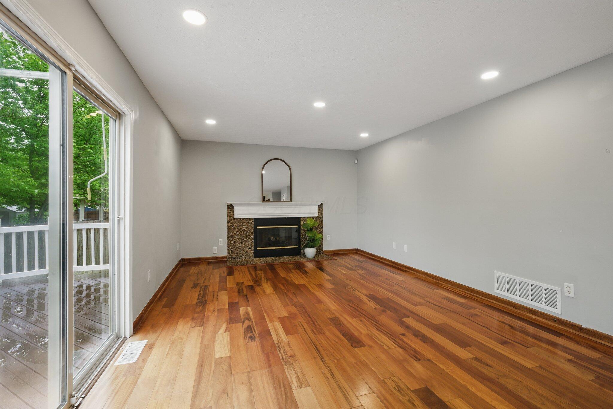 2632 Westrock Drive, Hilliard, Ohio image 13
