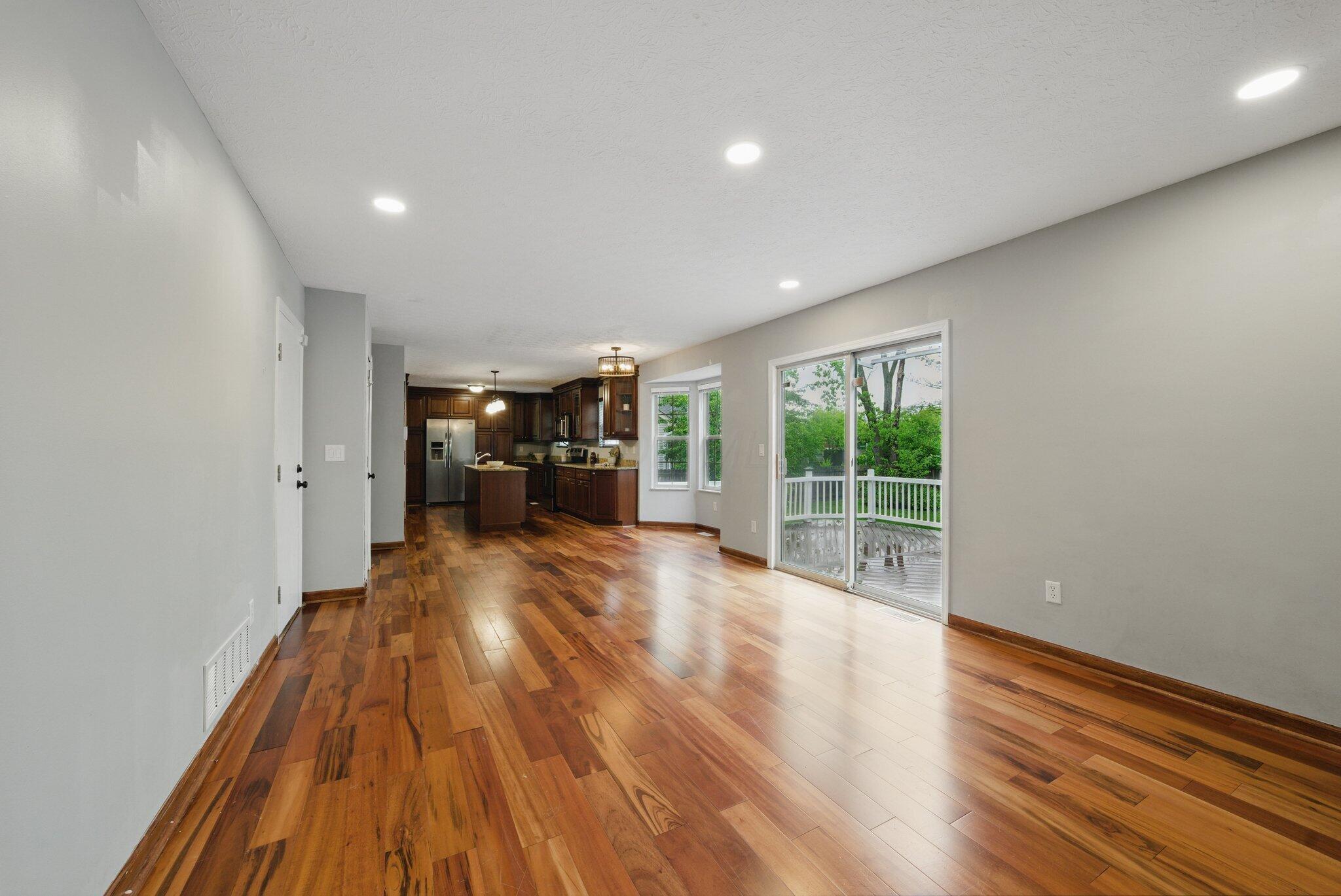 2632 Westrock Drive, Hilliard, Ohio image 14