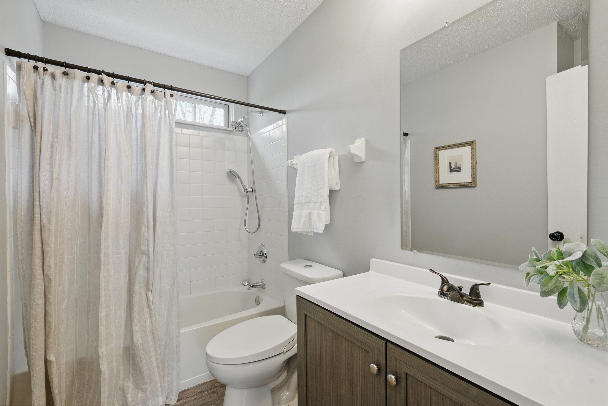 2632 Westrock Drive, Hilliard, Ohio image 27