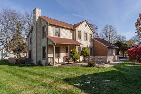 Photo of 6939 Gullway Bay Drive, Dublin, OH 43017 (MLS # 225043060)