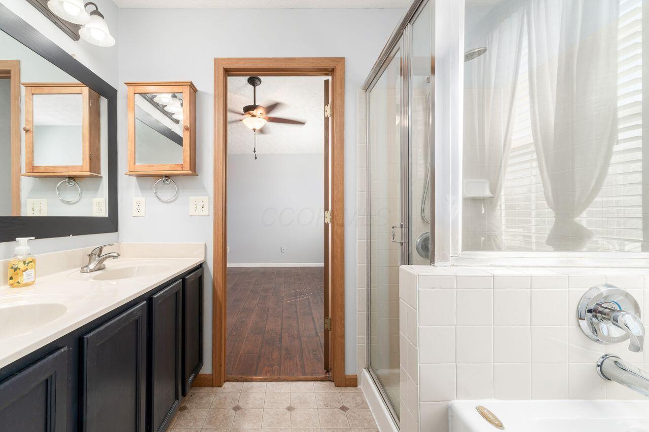 7918 Brianna Drive, Blacklick, Ohio image 33