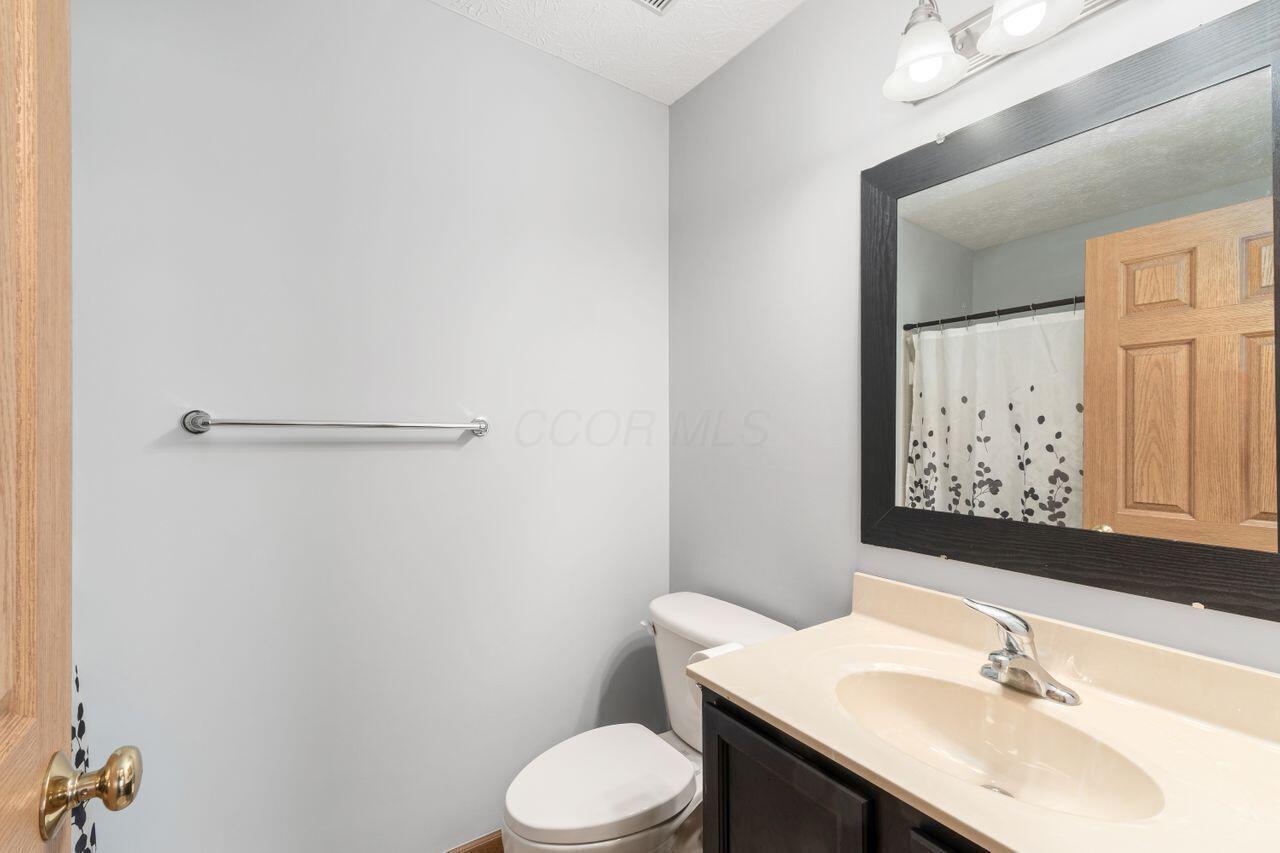 7918 Brianna Drive, Blacklick, Ohio image 28